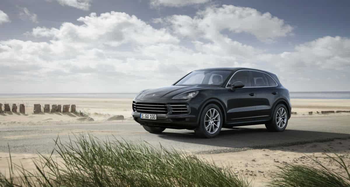 SUV CAR PORSCHE CAYENNE