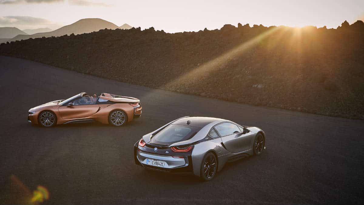 HYBRID SPORTS CAR BMW i8