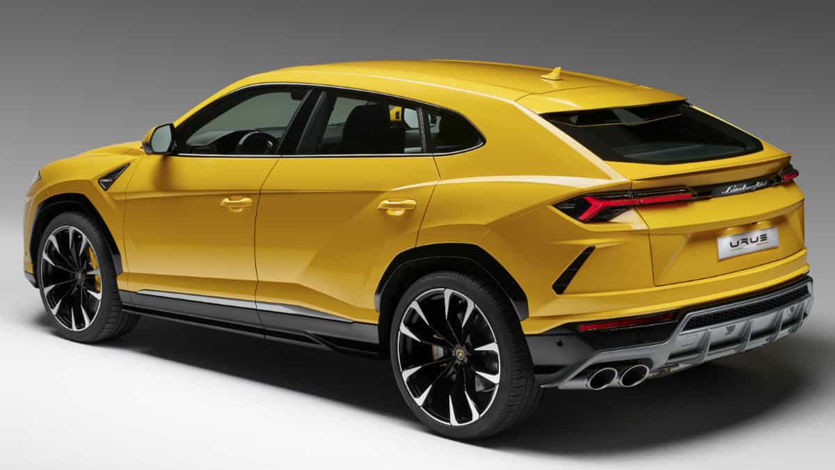 LUXURY SUV CAR LAMBORGHINI URUS