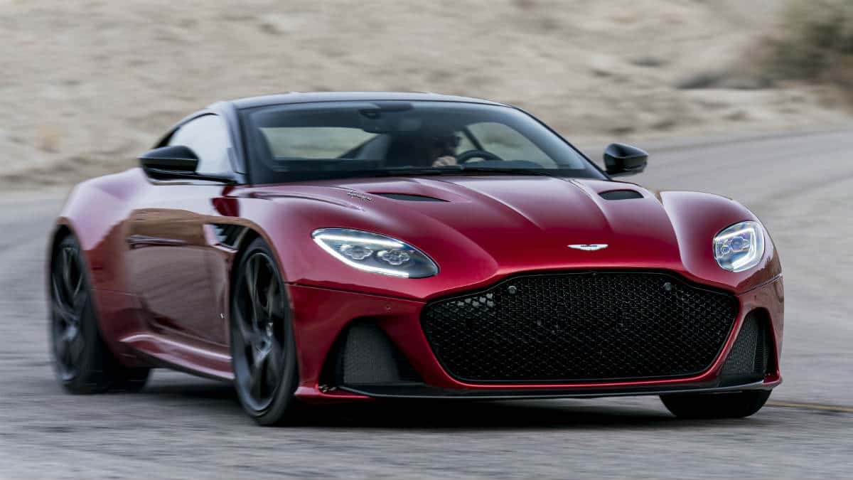 SPORTS CAR ASTON MARTIN DBS SUPERLEGGERA