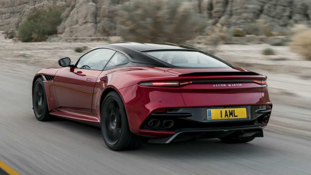 SPORTS CAR ASTON MARTIN DBS SUPERLEGGERA