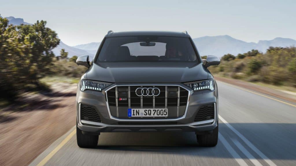 PERFORMANCE SUV CAR AUDI SQ7 TDI